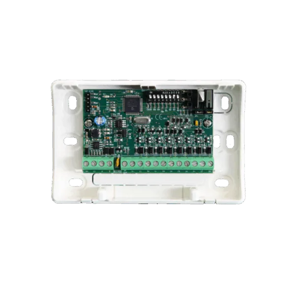 MODULE WITH 8 INPUTS / 8 LOGIC OUTPUTS, PLASTIC HOUSING